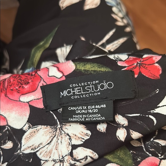 Michel Studio Floral Fit Flare Stretchy Surplice Top Slit Sleeve Dress Size 1X - Picture 7 of 9